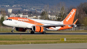Photo of G-UZLK - Airbus A320-251N operated by easyJet