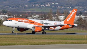 Photo of OE-ICF - Airbus A320-214 operated by easyJet Europe