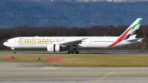 Photo of A6-EQH - Boeing 777-31H(ER) operated by Emirates