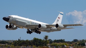 Photo of 62-4127 - Boeing TC-135W Rivet Joint operated by US Air Force