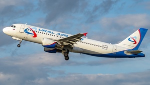 Photo of VP-BFZ - Airbus A320-214 operated by Ural Airlines