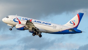 Photo of VP-BTE - Airbus A319-112 operated by Ural Airlines
