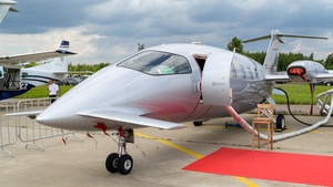 Photo of F-HOIE - Piaggio P.180 Avanti II operated by Oyonnair