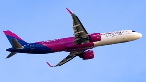 Photo of 9H-WAX - Airbus A321-271NX operated by Wizz Air Malta