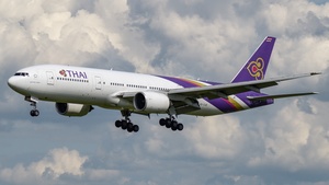 Photo of HS-TJR - Boeing 777-2D7(ER) operated by Thai Airways International