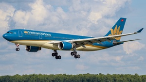 Photo of VN-A376 - Airbus A330-223 operated by Vietnam Airlines