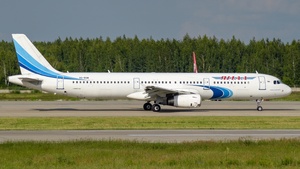 Photo of VQ-BSM - Airbus A321-231 operated by Yamal Airlines