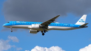 Photo of PH-NXV - Embraer ERJ-195-E2 operated by KLM Cityhopper