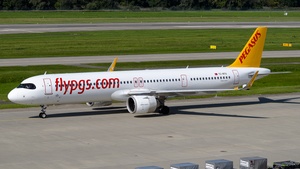 Photo of TC-RFA - Airbus A321-251NX operated by Pegasus Airlines