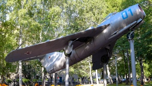Photo of 01 - Mikoyan-Gurevich MiG-17 Fresco-A operated by Soviet Air Forces
