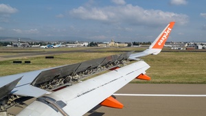 Photo of HB-JXF - Airbus A320-214 operated by easyJet Switzerland