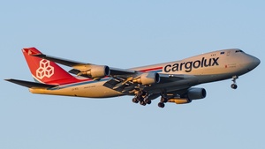 Photo of LX-KCL - Boeing 747-4HAF(ER) operated by Cargolux