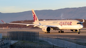 Photo of A7-ALJ - Airbus A350-941 operated by Qatar Airways