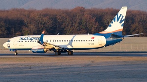 Photo of TC-SOC - Boeing 737-8HC operated by SunExpress