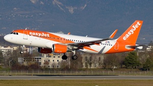 Photo of OE-IJV - Airbus A320-214 operated by easyJet Europe