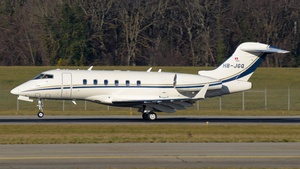 Photo of HB-JGQ - Bombardier Challenger 300 operated by Premium Jet