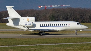 Photo of OO-LUM - Dassault Falcon 7X operated by Belgian Air Force (opb Luxaviation Belgium)