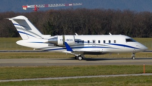 Photo of T7-BCH - Bombardier Challenger 605 operated by PrivatAir Saudi Arabia