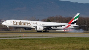 Photo of A6-EQM - Boeing 777-31H(ER) operated by Emirates