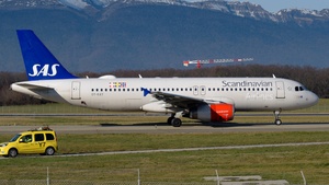 Photo of OY-KAY - Airbus A320-232 operated by SAS Scandinavian Airlines