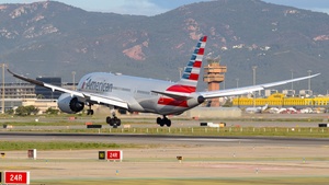 Photo of N807AA - Boeing 787-8 Dreamliner operated by American Airlines
