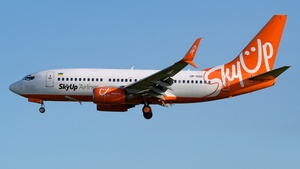Photo of UR-SQD - Boeing 737-73V operated by SkyUp Airlines