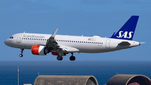 Photo of EI-SIF - Airbus A320-251N operated by SAS Connect