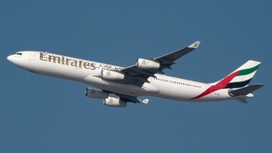 Photo of A6-ERM - Airbus A340-313 operated by Emirates