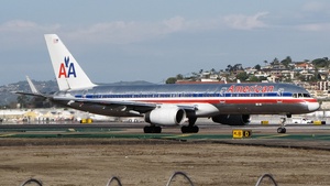 Photo of N601AN - Boeing 757-223 operated by American Airlines