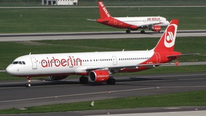 Photo of D-ABCB - Airbus A321-211 operated by Air Berlin