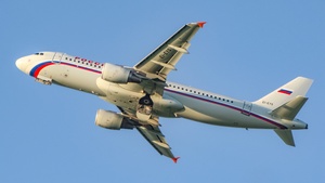 Photo of EI-EYS - Airbus A320-214 operated by Rossiya Airlines