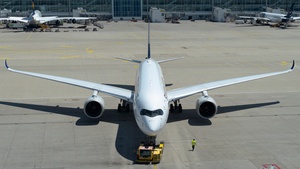 Photo of 9V-SMC - Airbus A350-941 operated by Singapore Airlines