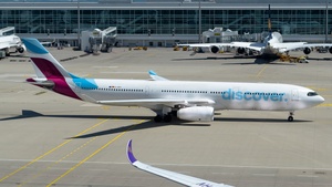 Photo of D-AIKH - Airbus A330-343 operated by Discover Airlines