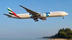 Photo of A6-EPD - Boeing 777-31H(ER) operated by Emirates