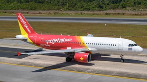 Photo of HS-VKF - Airbus A320-214 operated by Thai VietJet Air