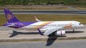Photo of HS-TXK - Airbus A320-232 operated by Thai Smile