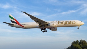 Photo of A6-EGL - Boeing 777-31H(ER) operated by Emirates