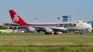 Photo of LX-RCV - Boeing 747-4R7F operated by Cargolux