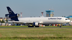 Photo of D-ALCA - McDonnell Douglas MD-11(F) operated by Lufthansa Cargo