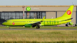 Photo of VQ-BMG - Boeing 737-8LP operated by S7 Airlines