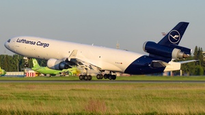 Photo of D-ALCA - McDonnell Douglas MD-11(F) operated by Lufthansa Cargo