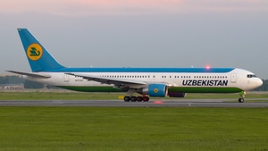 Photo of UK67007 - Boeing 767-3CB(ER) operated by Uzbekistan Airways