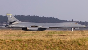 Photo of 86-0107 - Rockwell B-1B Lancer operated by US Army Air Force