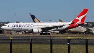 Photo of VH-EBV - Airbus A330-202 operated by Qantas