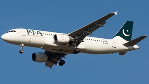 Photo of AP-BLZ - Airbus A320-216 operated by PIA Pakistan International Airlines
