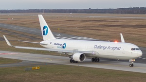 Photo with serial 25588 - Boeing 767-333(ER)(BDSF)