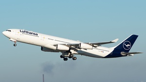 Photo of D-AIGT - Airbus A340-313 operated by Lufthansa