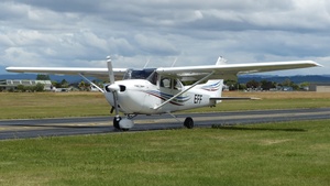 Photo of ZK-EFF - Cessna 172N Skyhawk operated by Motueka Aero Club