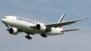Photo of F-GSPF - Boeing 777-228(ER) operated by Air France