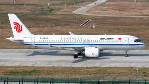 Photo of B-658H - COMAC C919-100ER operated by Air China